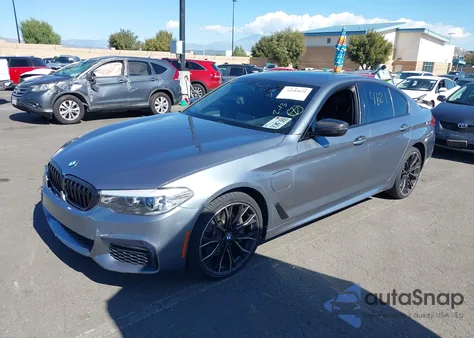 2019 BMW 530E Iperformance z USA, uszkodzony, nr VIN WBAJA9C55KB398548
